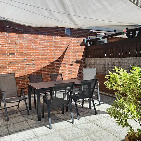 Ferienwohnung Kleine Möwe Emden Exterior foto